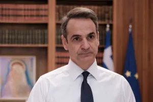 Νέα μέτρα/Κλείνουν από την Τρίτη εστιατόρια, μπαρ, καφέ, θέατρα, σινεμά και γυμναστήρια