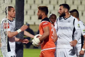 Όταν ο Πέτρου έπιασε ξανά πέναλτι στο ΓΣΠ στην ίδια γωνία! 