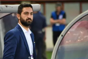"Το 1930 γεννηθήκαμε, το 1989 εξεγερθήκαμε!"