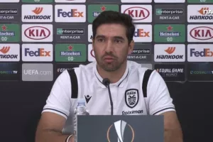 "Σφιχτή ομάδα η Ομόνοια, ο Ολυμπιακός δυσκολεύτηκε να σκοράρει" (βίντεο)
