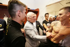 Βράνιες σε Μελισσανίδη: «Χρόνια πολλά Τίγρη» (φώτο)