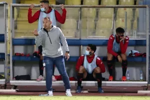 Ο Χρύσης Μιχαήλ...