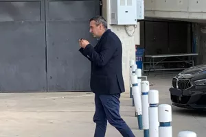 Έτοιμος/μάσκα