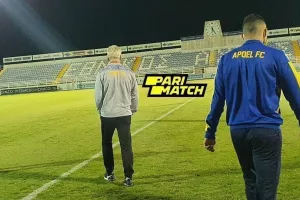 Μακάρθι και παίκτες επιθεώρησαν τον αγωνιστικό χώρο (φώτος/βίντεο)