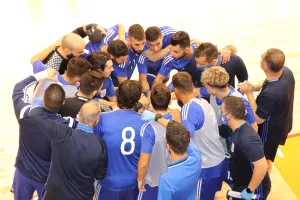 Στη βάση της η Εθνική μας 
