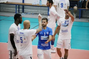 «Ήταν Κυρία» στο ντέρμπι κορυφής