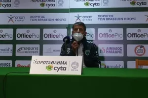 ΠΕΤΡΑΚΗΣ: "Δεν έχουμε υπογράψει συμβόλαιο ότι οι ευκαιρίες θα γίνονται γκολ"