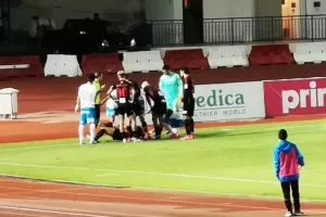 Αποχώρησε με τραυματισμό ο Μαλεκκίδης