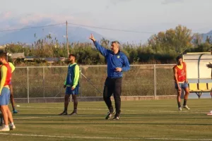 Δέλλας και επίσημα