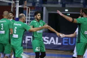 ΘΥΡΑ 9: "Μπράβο στους λεβέντες..."