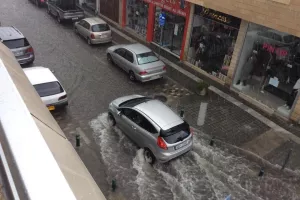 Λάρνακα: Καταιγίδες και φοβερή χαλαζόπτωση (φώτος)