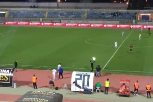 Διπλή αλλαγή στο μισάωρο ο Μακρίδης!