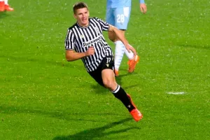 UEFA για Τζόλη: «Να θυμάστε αυτό το όνομα»