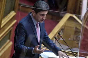 Αυγενάκης: «Να ξεκινήσουμε για τις αναγκαίες αλλαγές στο ποδόσφαιρο» 