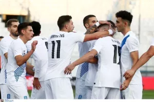"Διπρόσωπη" και... φιλική ήττα (Φώτος)