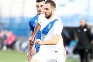 "Διπρόσωπη" και... φιλική ήττα (Φώτος)