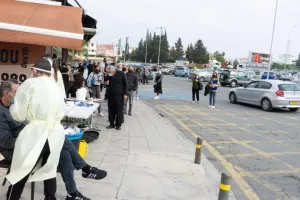 Περίπου 1,000 άτομα από Λατσιά-Γέρι για δειγματοληψία