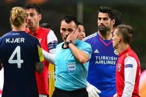 Από ΔΥΟ χώρες για Ομόνοια!