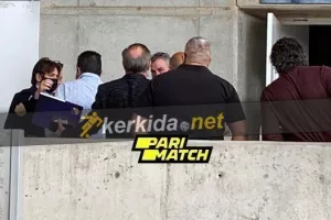 (Φώτος kerkida) Η άφιξη των παραγόντων στην Έκτακτη Γ.Σ