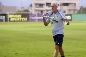 Η πρώτη του Mick McCarthy στον PariMatch Αρχάγγελο (Φώτος)