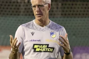 Η πρώτη του Mick McCarthy στον PariMatch Αρχάγγελο (Φώτος)
