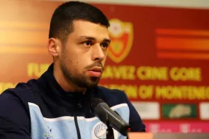 ΔΗΜΗΤΡΙΟΥ: "Θέλουμε να συνεχίσουμε με νίκη" (Φώτος)