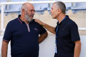 ΛΥΣΗ!