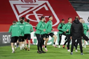 (ΦΩΤΟΣ) Η προπόνηση της Ομόνοιας στο Estadio Nuevo Los Carmenes