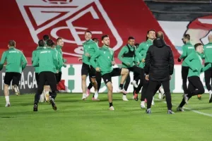 (ΦΩΤΟΣ) Η προπόνηση της Ομόνοιας στο Estadio Nuevo Los Carmenes