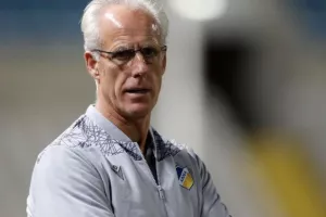 Ούτε τώρα το (κακό) ΑΠΟΕΛ, μαυροπράσινο... διπλό και 3η θέση! (φώτος)