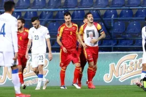Μας έριξαν… τεσσάρα και μας σεβάστηκαν (φώτος)
