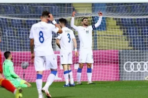 Μας έριξαν… τεσσάρα και μας σεβάστηκαν (φώτος)