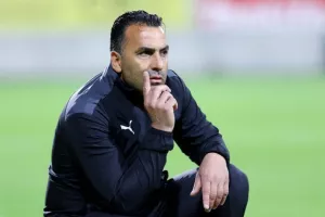 Η ΑΕΛ... χάλασε το ντεμπούτο Σωφρόνη και προκρίθηκε πανηγυρικά στους "8"! (φώτος)