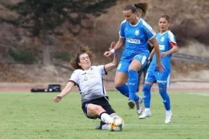 Η Απόλλων Ladies έριξε... τριάρα στη Swansea (φώτος)