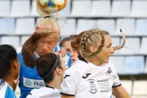Η Απόλλων Ladies έριξε... τριάρα στη Swansea (φώτος)