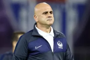 Στο +3 η Ανόρθωση με... ζωγραφιά Αρτυματά (φώτος)