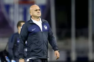 Στο +3 η Ανόρθωση με... ζωγραφιά Αρτυματά (φώτος)