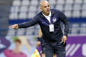 Στο +3 η Ανόρθωση με... ζωγραφιά Αρτυματά (φώτος)
