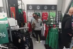 Ανταποκρίνονται οι Ομονοιάτες/ΦΩΤΟΣ από μπουτίκ