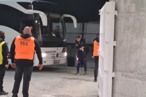 (ΦΩΤΟΣ) Ο Πετράκης... στην ΑΡΕΝΑ
