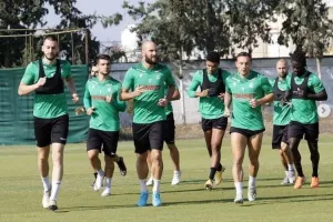 Ομόνοια/ΕΙΚΟΝΕΣ από την προπόνηση