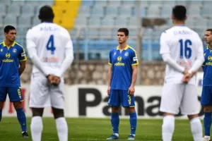 "Οι παίκτες της Super League δίπλα στους ποδοσφαιριστές των SL2 και FL"