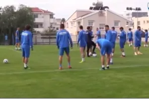 Βίντεο Ανόρθωσης με διάθεση… Ροκ 