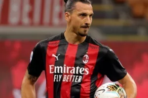 Νέα «επίθεση» του Ζλάταν στην EA Sports: «Δεν είμαι μέλος της FIFPro» (φώτο)