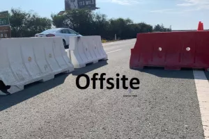 (ΒΙΝΤΕΟΣ/ΦΩΤΟΣ) Στήθηκαν τα μπλόκα, ξεκίνησε ελέγχους η Αστυνομία