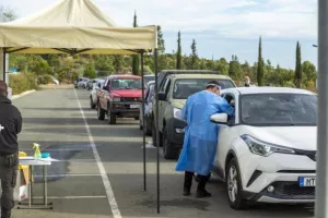 Έλλειψη μοριακών τεστ στη Λεμεσό