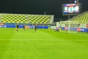 Μηνάς… σε field view (βίντεο)