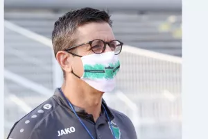ΑΠΟΘΕΩΣΗ από Κρίστοφερ/φώτο
