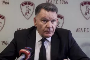 Κούγιας: "Ο Φορτούνης ξεφτίλισε τον Φαν Σιπ"