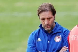 Εκνευρισμένος από την εικόνα